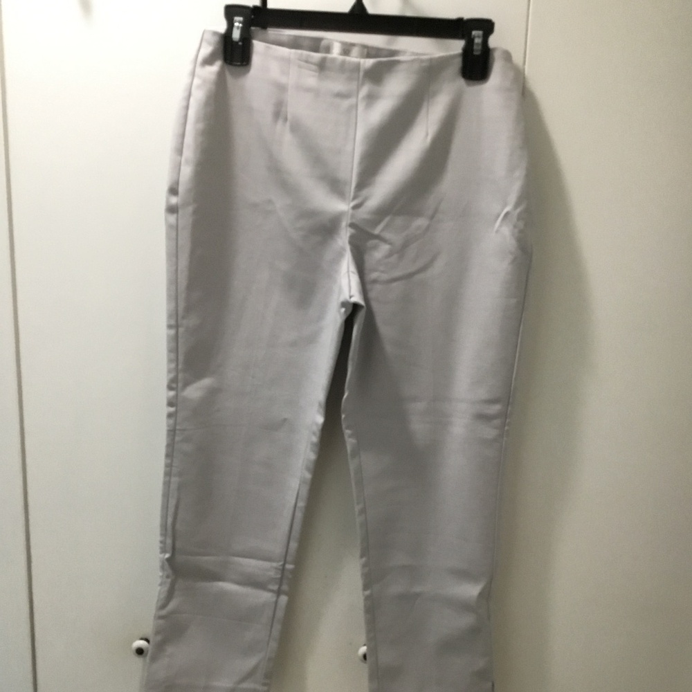 Chico's So Slimming Crop Pant size 00